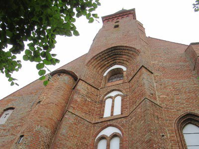 Kloster Tempzin, Klosterkirche, Turmfront